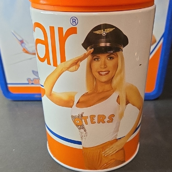 Rare Hooters Air Blue and Orange Lunchbox with Thermos And Hat - Picture 4 of 10